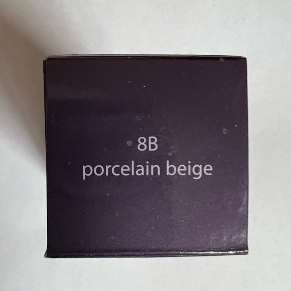 New! Tarte Face Tape Foundation - full coverage + vegan🌱 - Picture 7 of 9